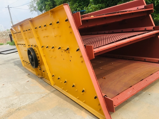 कुल वाइब्रेटिंग स्क्रीन मशीन 720 TPH 2YK1237 स्टोन्स सेपरेटर