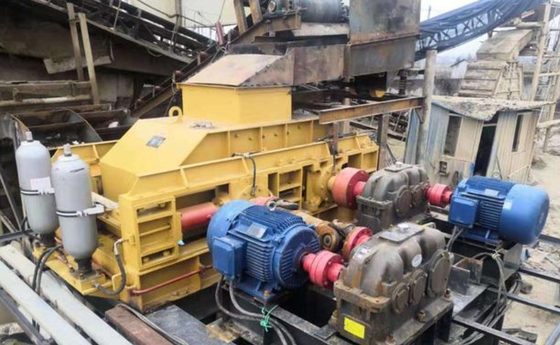 मध्यम कठोरता सामग्री के लिए 2PG0425 क्वार्ट्ज पाउडर रेत कोर बनाने की मशीन 45kw
