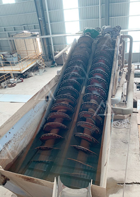 250 TPH 2 * 15Kw वाइब्रेटिंग स्क्रीन मशीन फाइन सैंड रिकवरी और डीवाटरिंग
