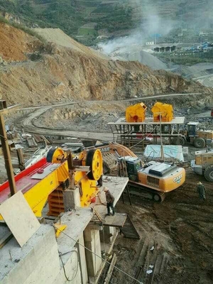 100-200 टीपीएच चूना पत्थर प्रभाव कोल्हू मशीन पीएफ 1214 1010 1315 कॉम्पैक्ट कंक्रीट कोल्हू: